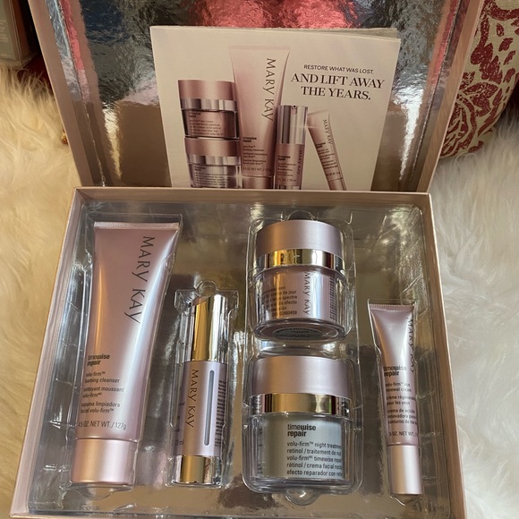 Mary kay Timewise repair set - Picture 1 of 2